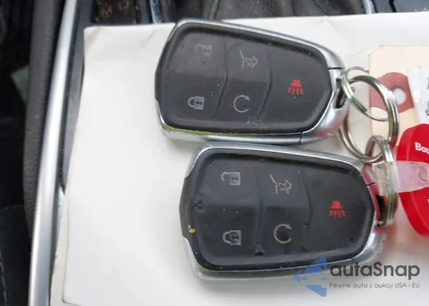 2016 Cadillac Srx Luxury Collection z USA, uszkodzony, nr VIN 3GYFNEE39GS570247